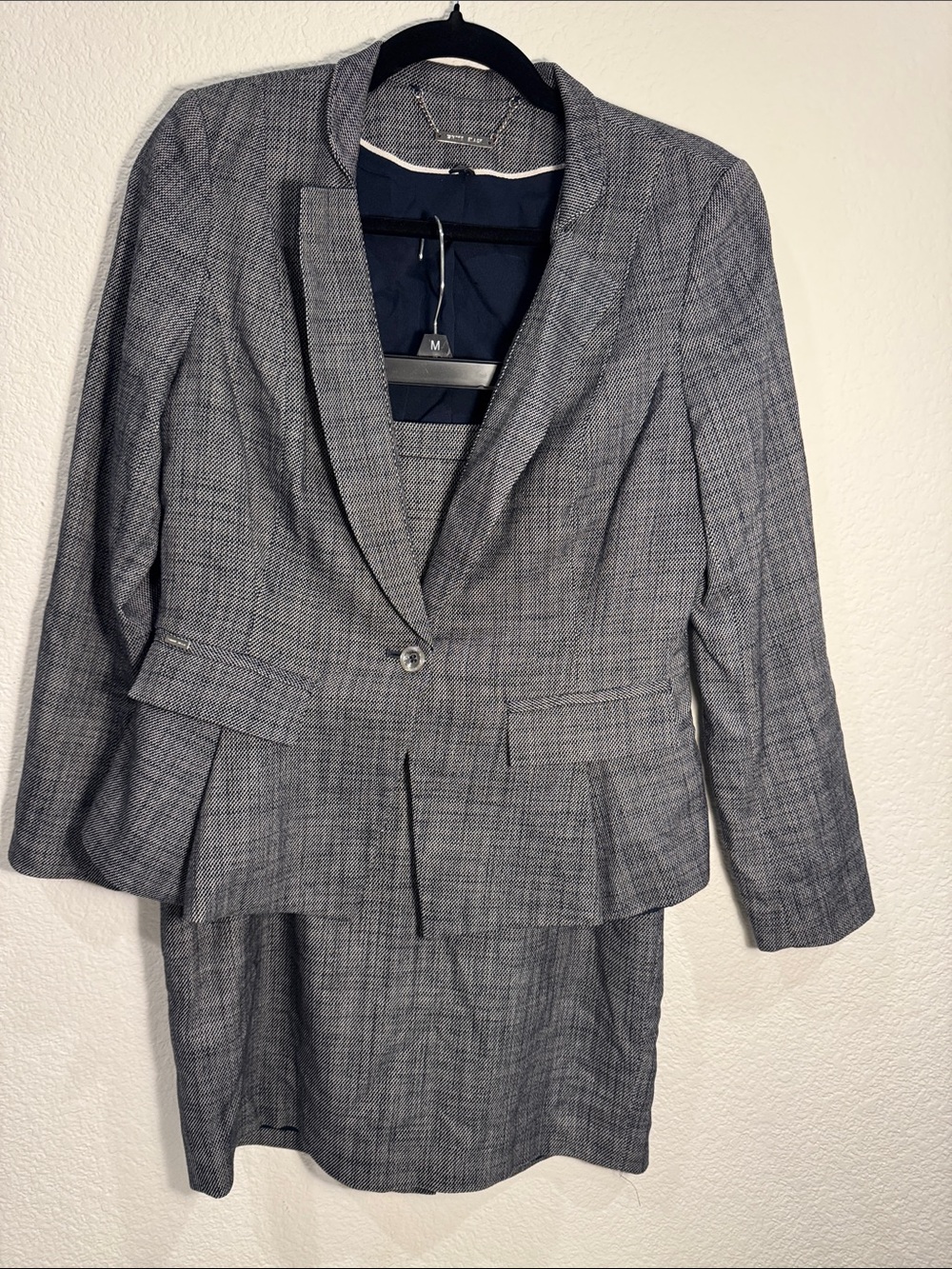 White House Black Market Grey Plaid Women's Two-Piece Suit 8P/8